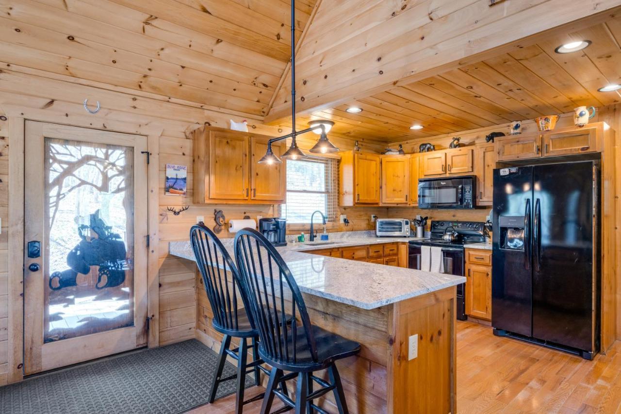 Blue Ridge Bear Bungalow المظهر الخارجي الصورة