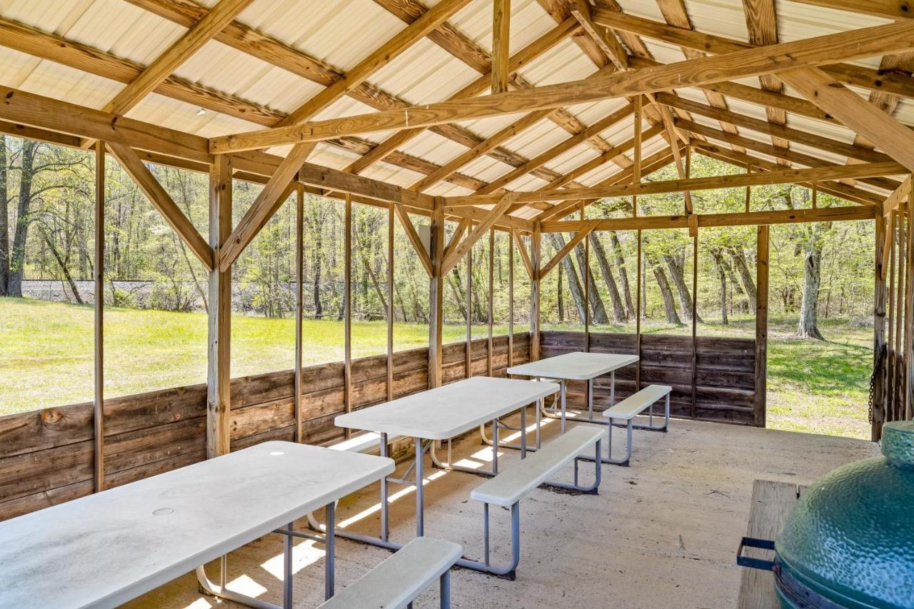 Blue Ridge Bear Bungalow المظهر الخارجي الصورة